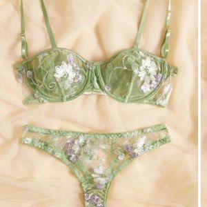 Green floral 2 piece Lingerie
